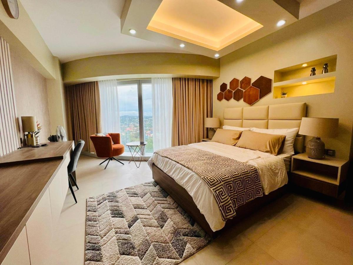 Aeon Towers Studio Suite Davao Stadt Exterior foto